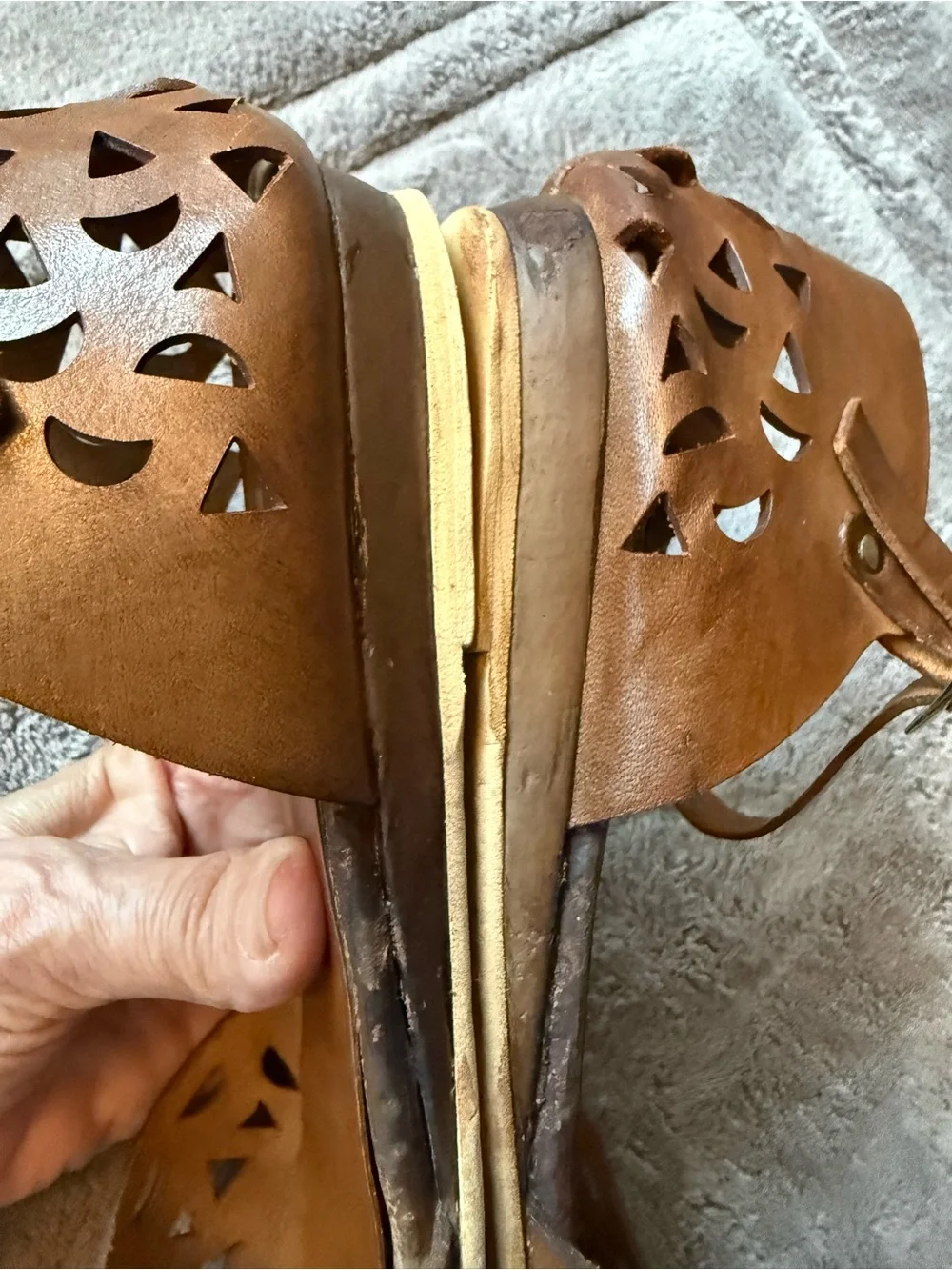 Sundance Brown Laser-Cut Peep-Toe flat Ankle Strap Sandals. 40 made in Italy. - Picture 13 of 16
